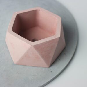 Doniczka betonowa geometryczna